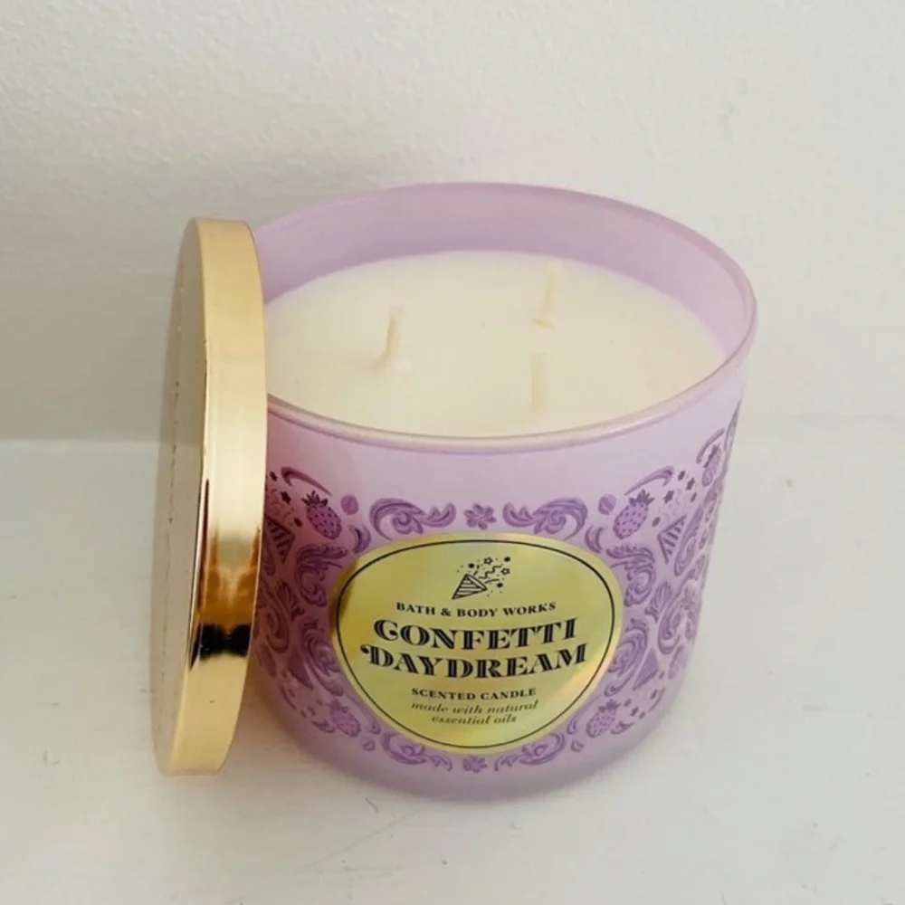 Confetti Daydream BBW candle - Picture 2 of 3
